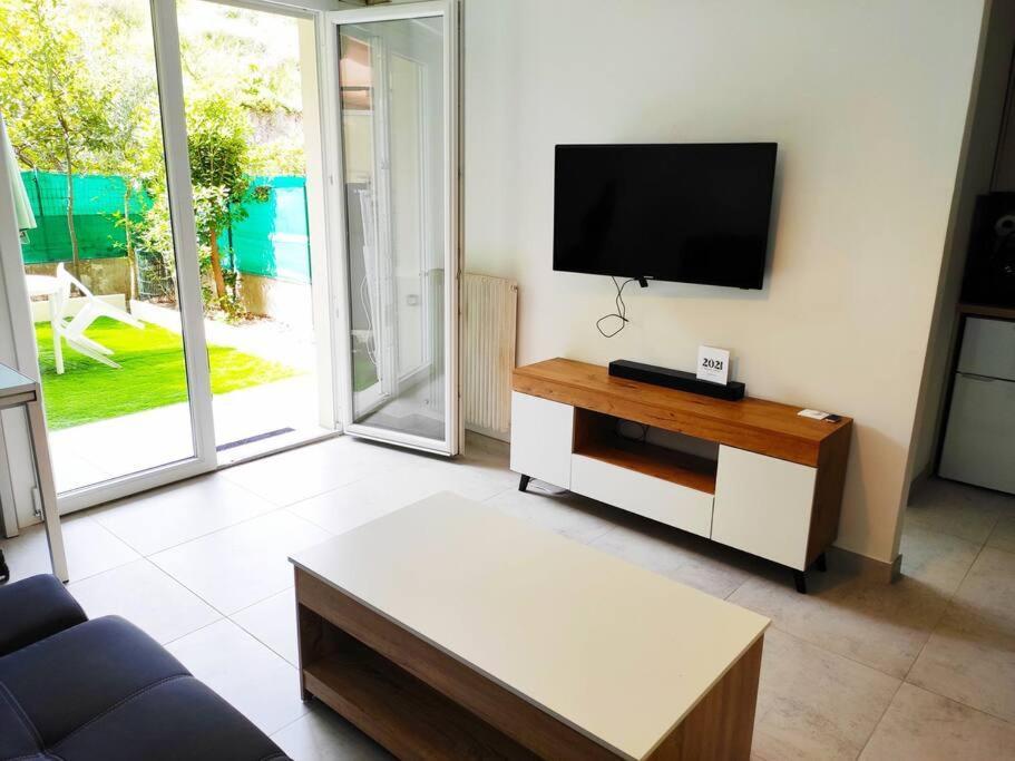 Menton, Appartement/Jardin, Proche Mer Et Centre Eksteriør billede